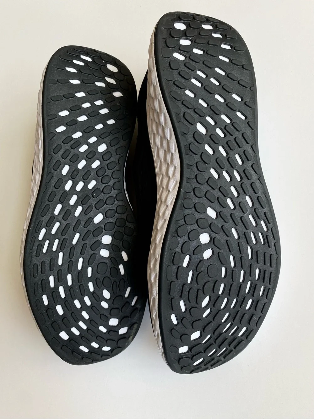 NWT Zella Ortholite Slip-on sneakers